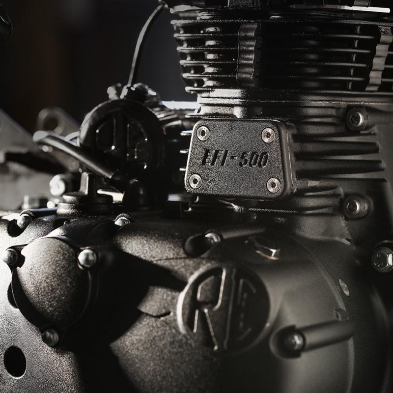  - Royal Enfield Classic 500 Tribute Black | Photos officielles de l'édition limitée